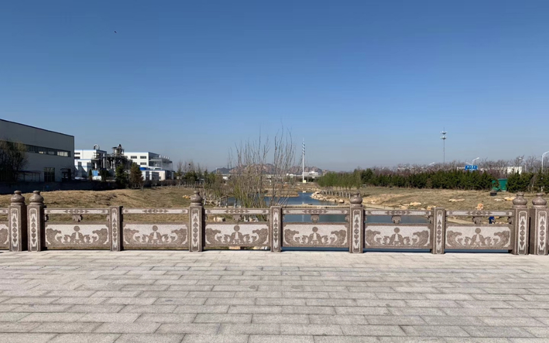 石岛红阴刻 石栏杆