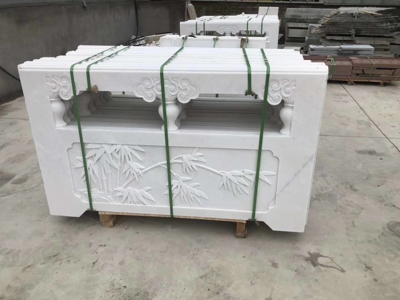 汉白玉浮雕栏杆